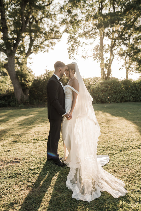  Getting ready with Lauren + Dan in Devon, UK