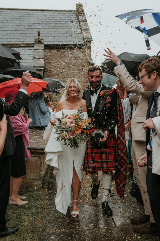  Getting ready with Kate + Tim in Somerset, United Kingdom