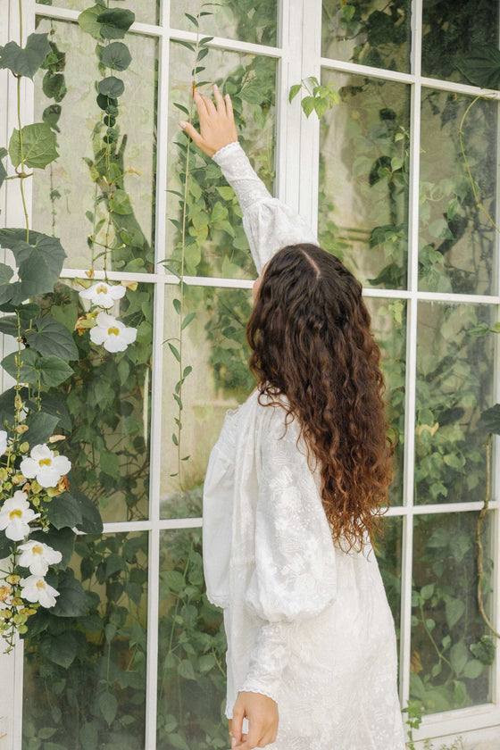 Daphne Embroidered Bridal Robe - Ivory